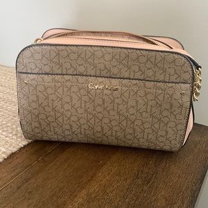 Calvin Klein Crossbody Bag